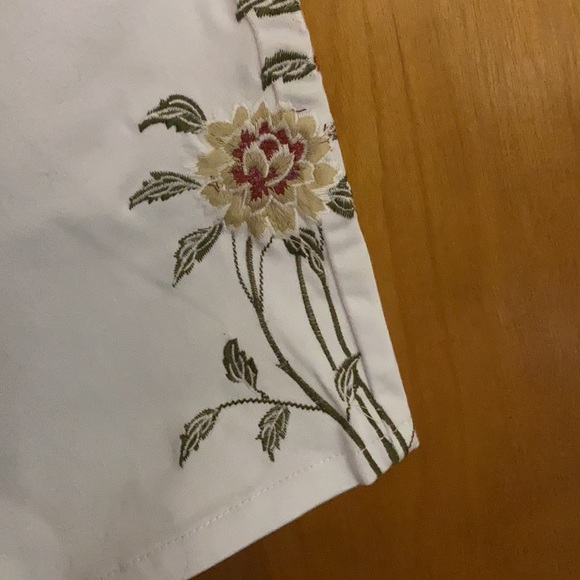 OK and poppy high-rise stretch short - Picture 4 of 6